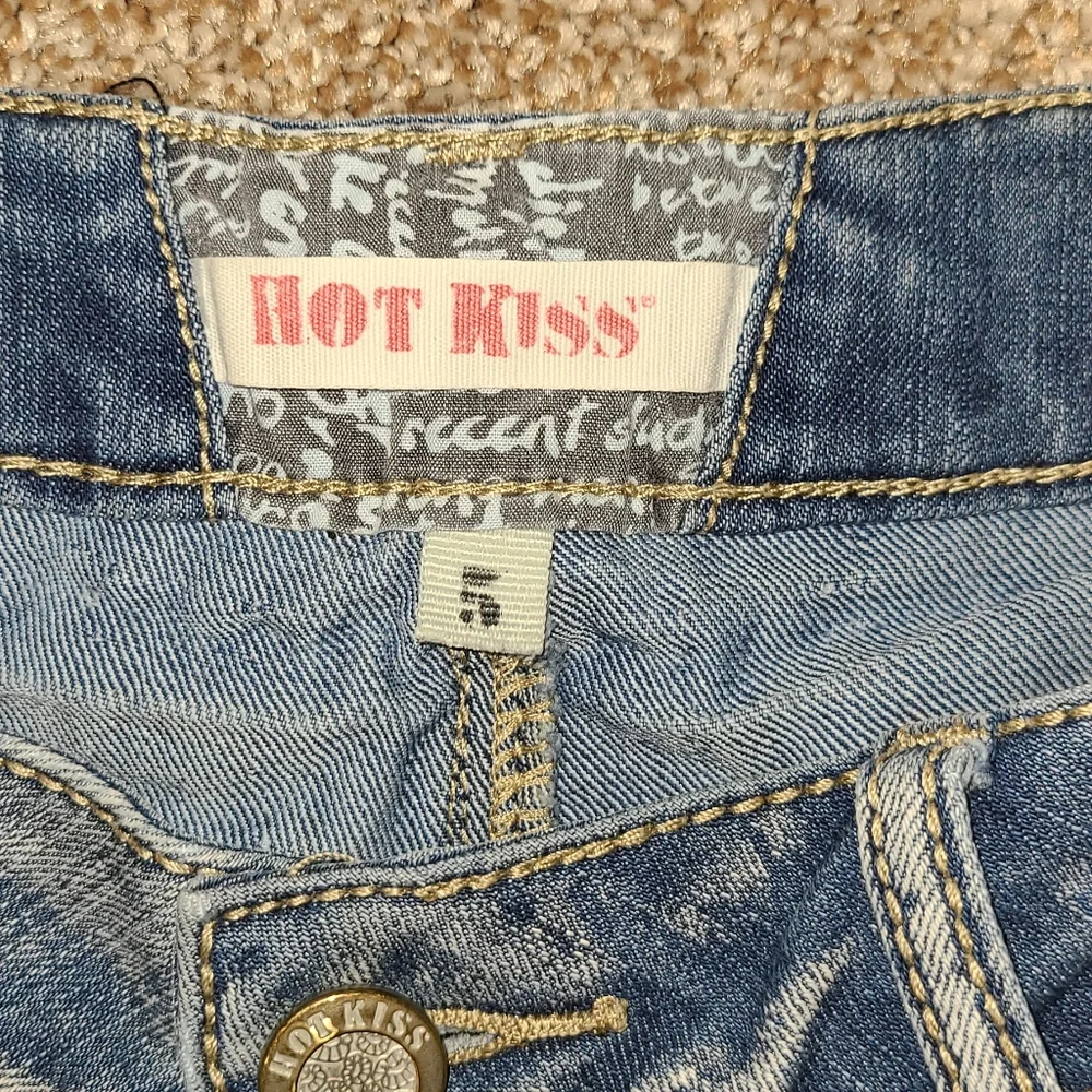 Cute shorts, Size 5 - Picture 4 of 4